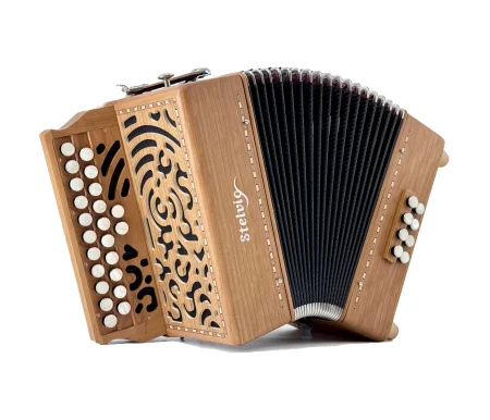 Accordéon STELVIO Bréhat + 2 de face - 2 rangées + 2 boutons, 3 voix/8 basses, bois cerisier et mécanique aluminium